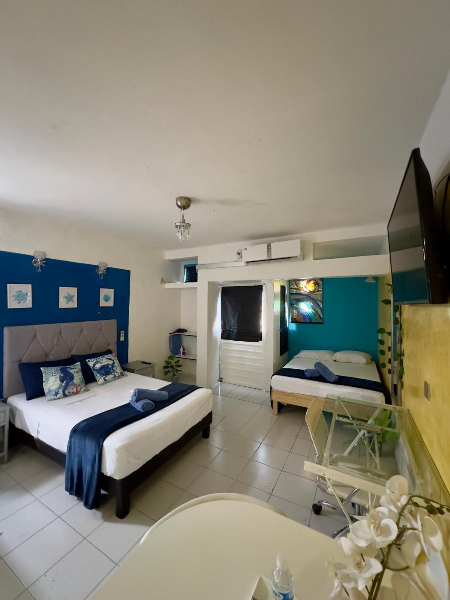 Suites Brisa Marina - Atras De Playa Regatas Y El Malecon, 6 Calles Del Acuario 베라크루즈 외부 사진