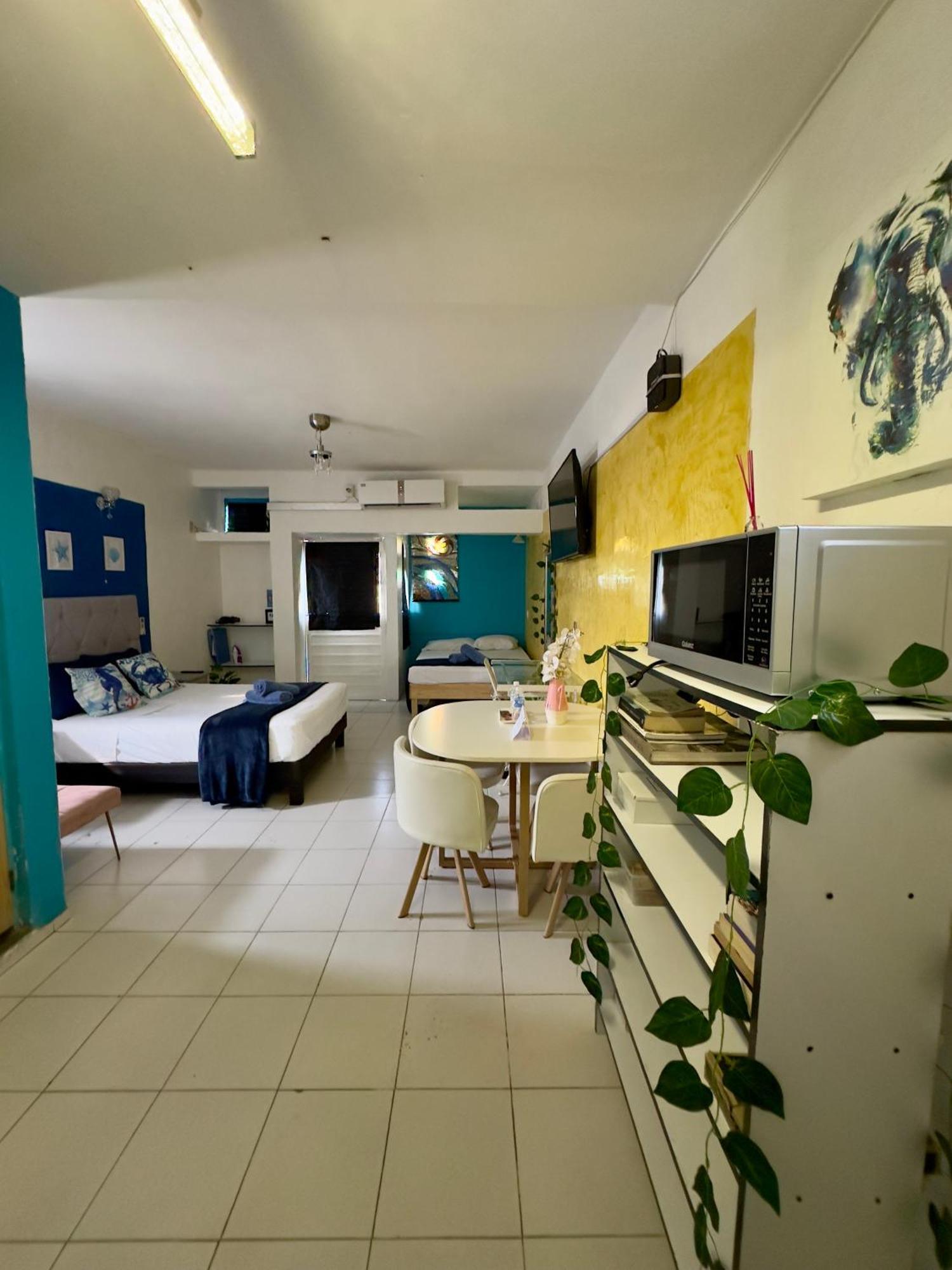 Suites Brisa Marina - Atras De Playa Regatas Y El Malecon, 6 Calles Del Acuario 베라크루즈 외부 사진