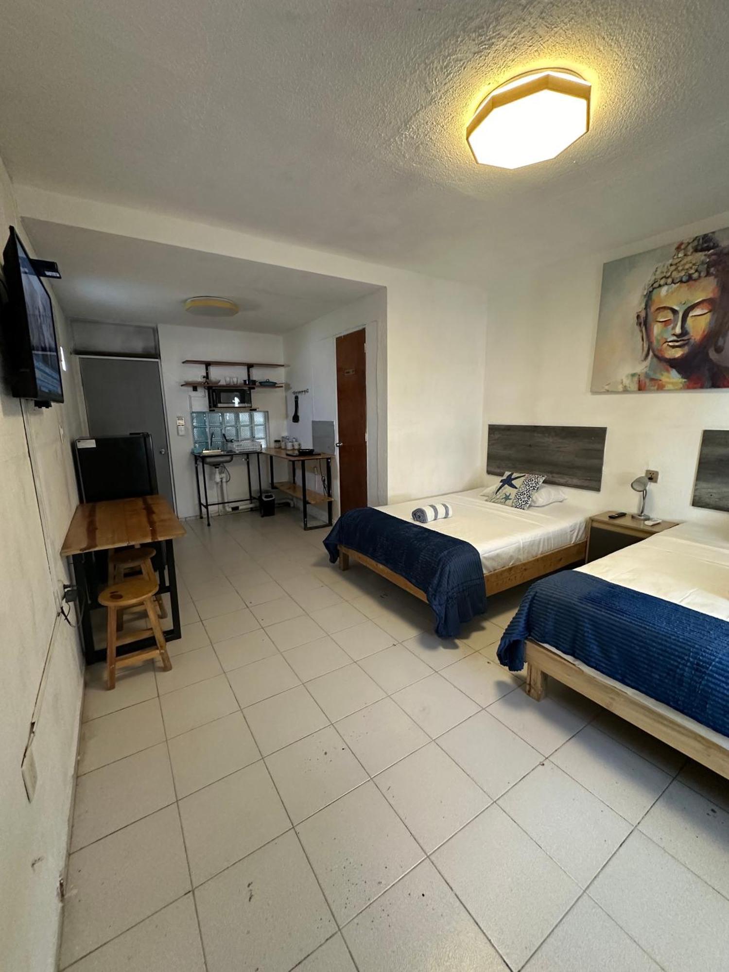 Suites Brisa Marina - Atras De Playa Regatas Y El Malecon, 6 Calles Del Acuario 베라크루즈 외부 사진
