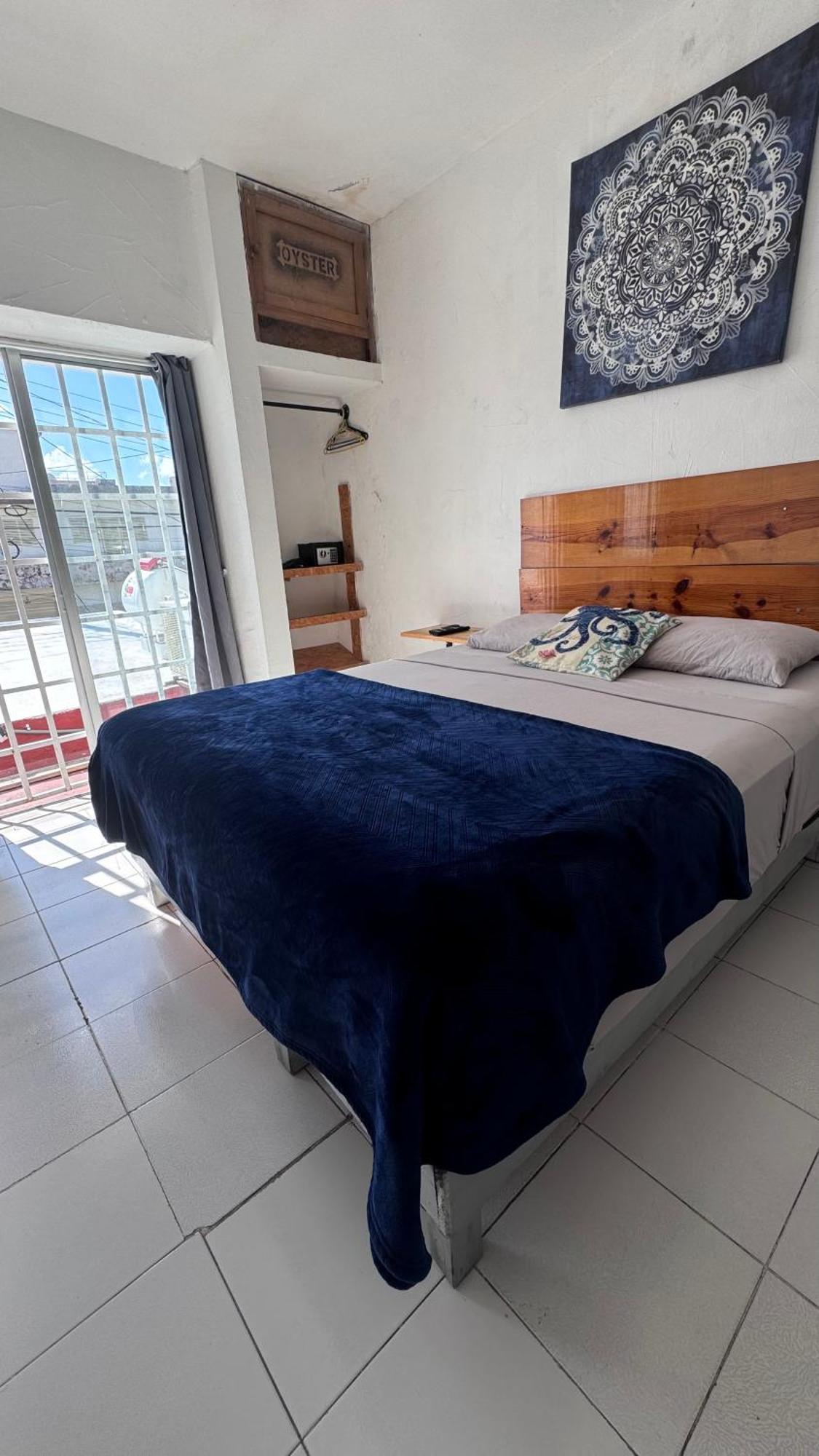 Suites Brisa Marina - Atras De Playa Regatas Y El Malecon, 6 Calles Del Acuario 베라크루즈 외부 사진
